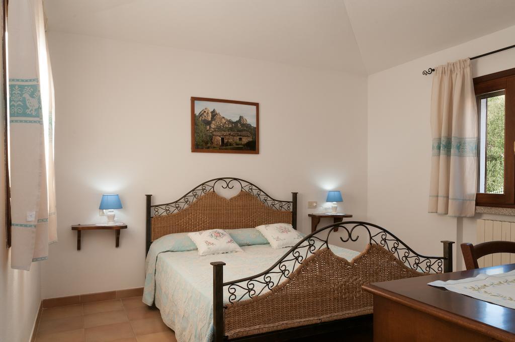 B&B Li Conchi Arzachena Ruang foto
